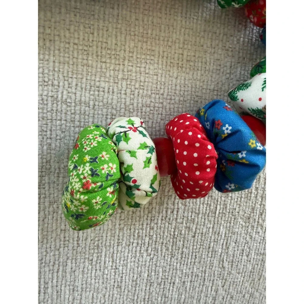 Vtg Handmade Christmas Decor Fabric Garland Stuffed Cloth Beads 152